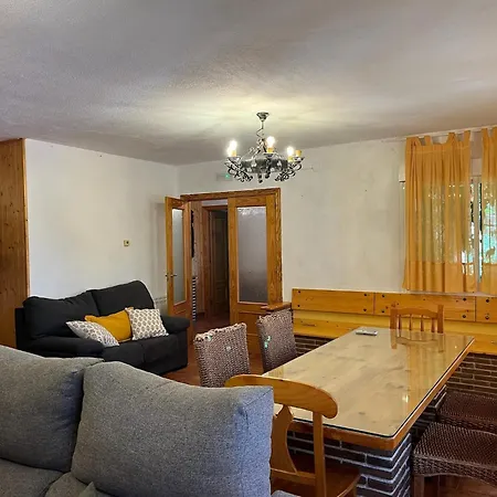Casona En - La Coladilla ピエドララベス