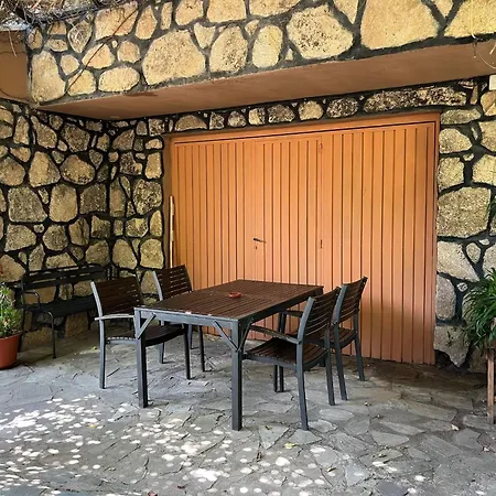 Casona En - La Coladilla シャレー ピエドララベス